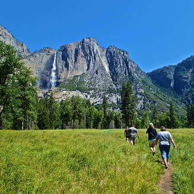 Summer hiking tours in Yosemite